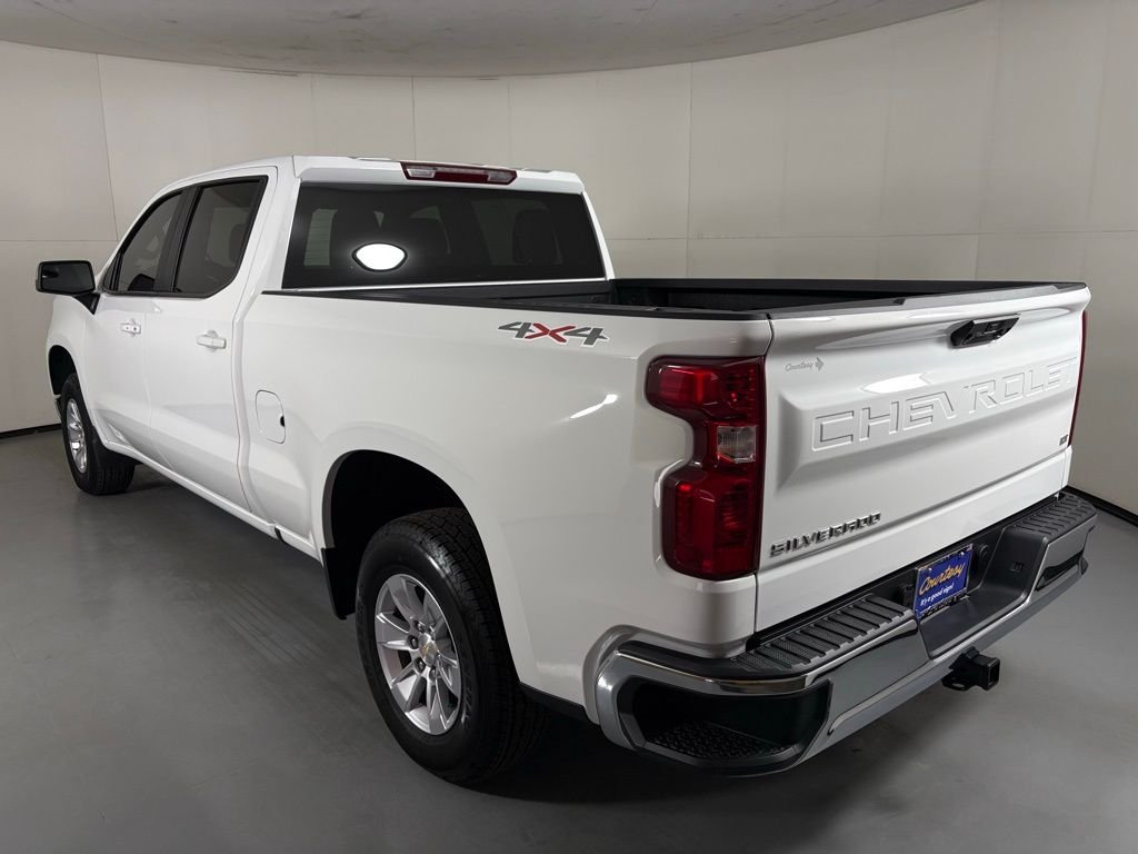 Used 2026 White Chevrolet LT image 6
