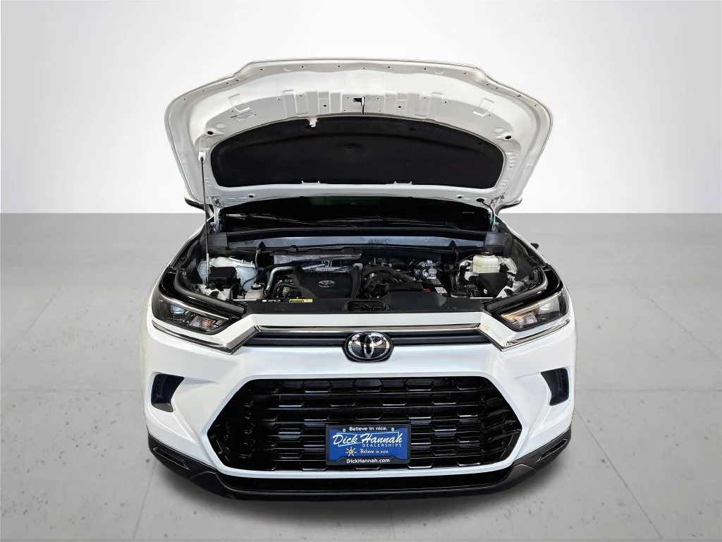 Used 2024 Beige Toyota XLE image 22