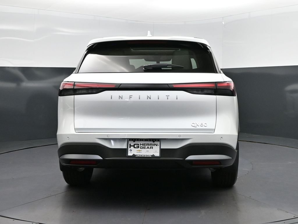 Certified Used 2026 White INFINITI PURE image 6