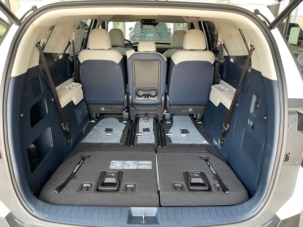 New 2026 White Kia EX image 7