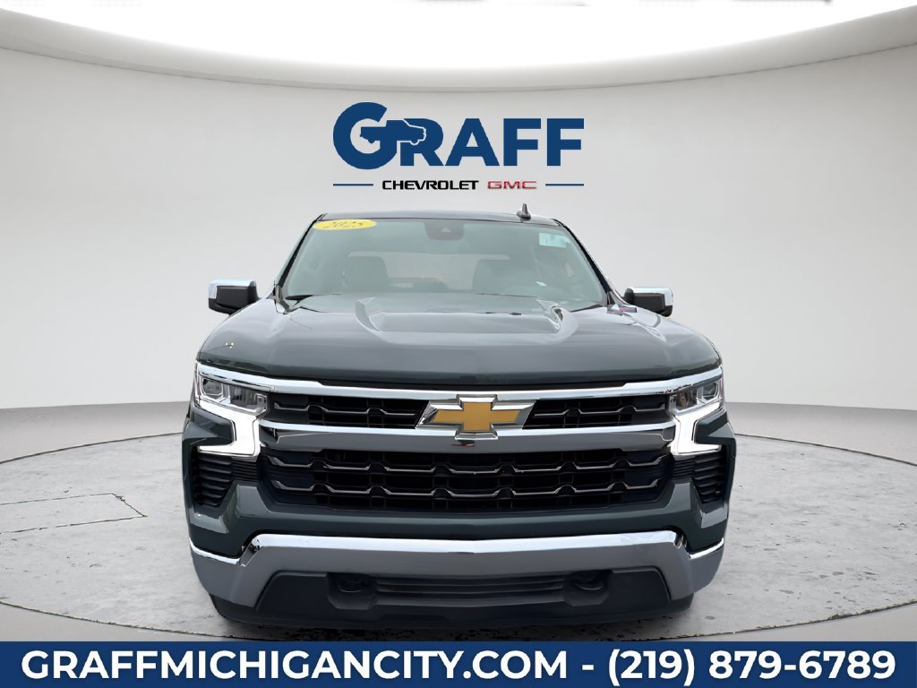 Used 2025 Cypress Gray Chevrolet LT image 13