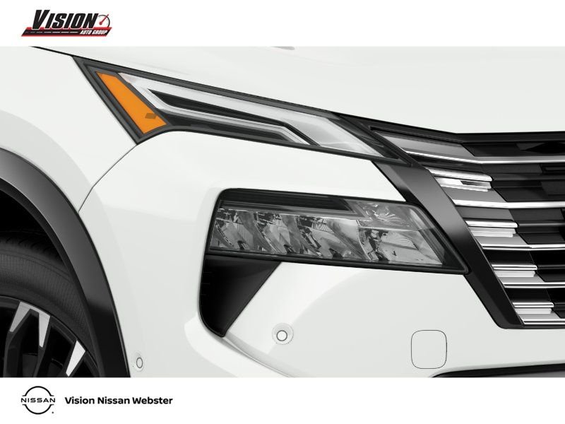 New 2026 White Nissan Platinum image 11