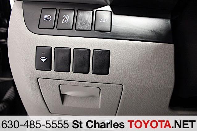 Certified Used 2018 MIDNIGHT BLACK METALLIC Toyota  image 11
