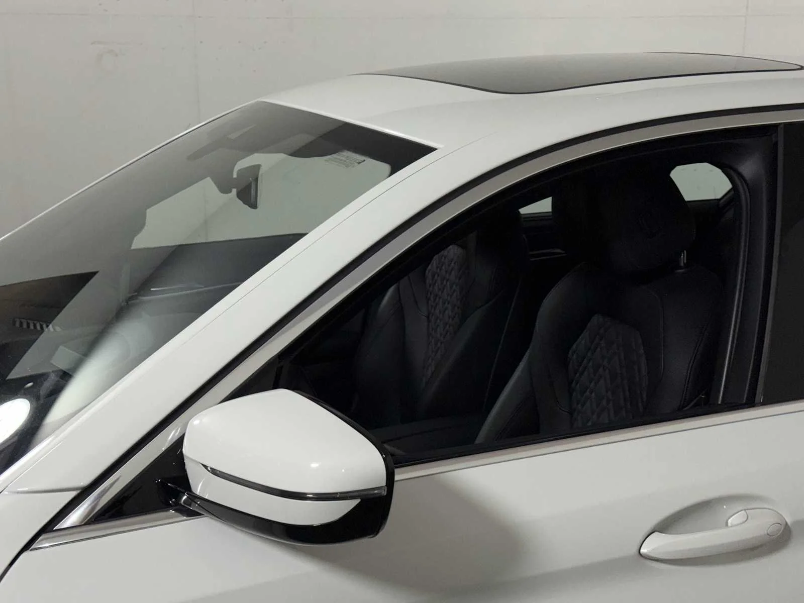 2023 BMW 5 Series 530i - Photo 29