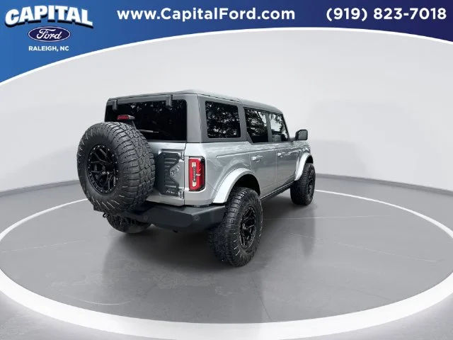 Used 2023 Silver Ford Outer Banks image 8