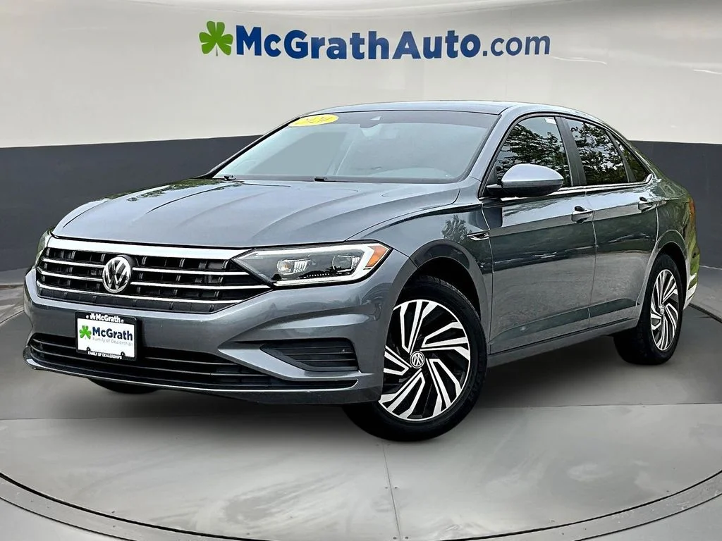 Certified Used 2020 Gray Volkswagen SEL image 3