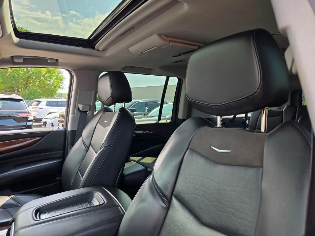 Certified Used 2018 Black Cadillac Premium image 30