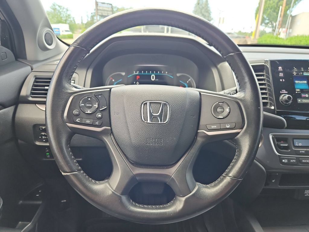 Used 2020 Black Forest Pearl Honda EX-L image 13