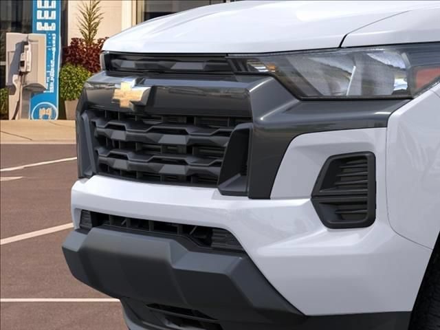 New 2026 Summit White Chevrolet LT image 13