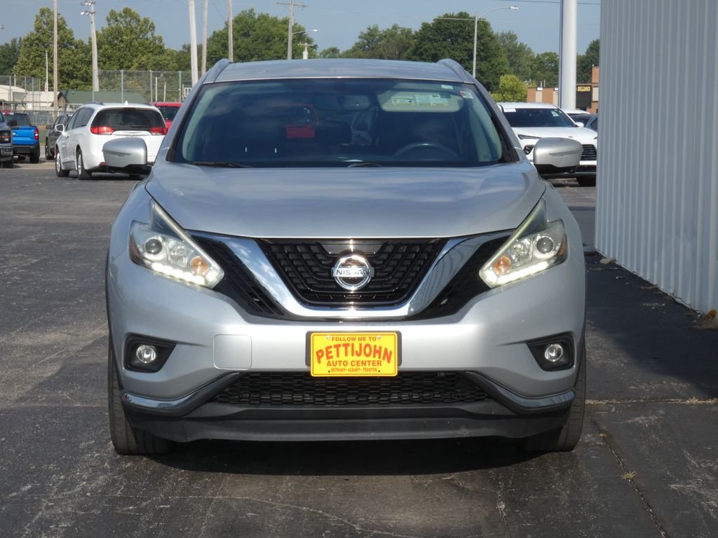 Used 2015 Silver Nissan SL image 4