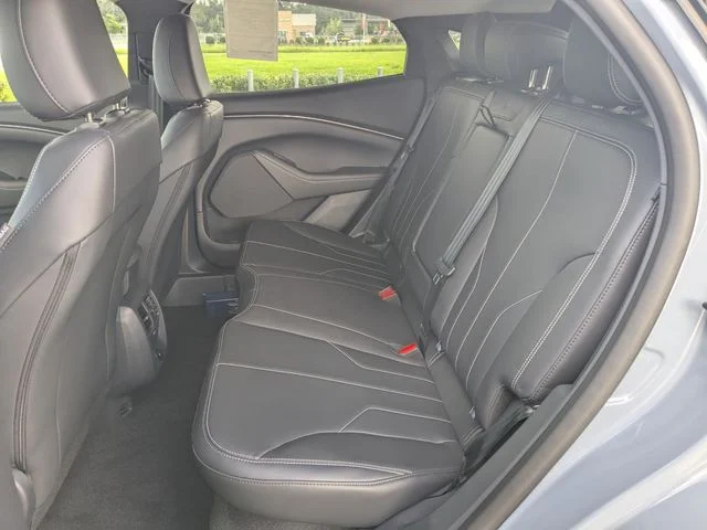 New 2026 Glacier Gray Metallic Tri-coat Ford Select image 13