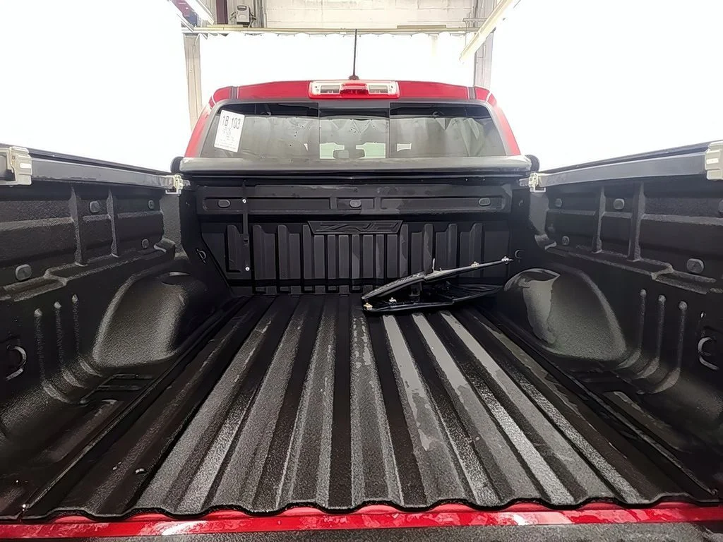 Used 2018 Cajun Red Tintcoat Chevrolet 4WD ZR2 image 5
