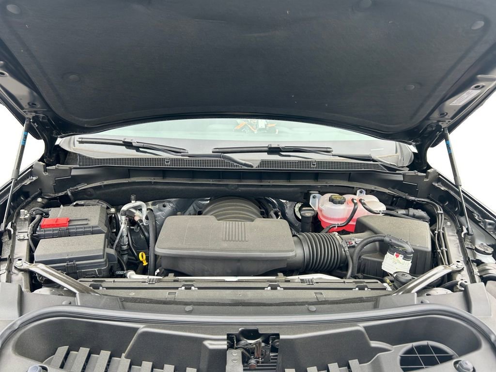 2026 Chevrolet Suburban Premier - Photo 14