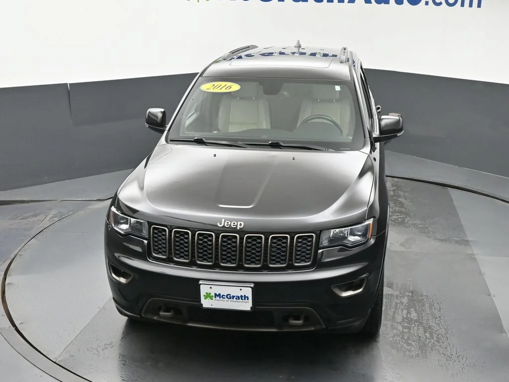 Used 2016 Black Jeep Limited image 28