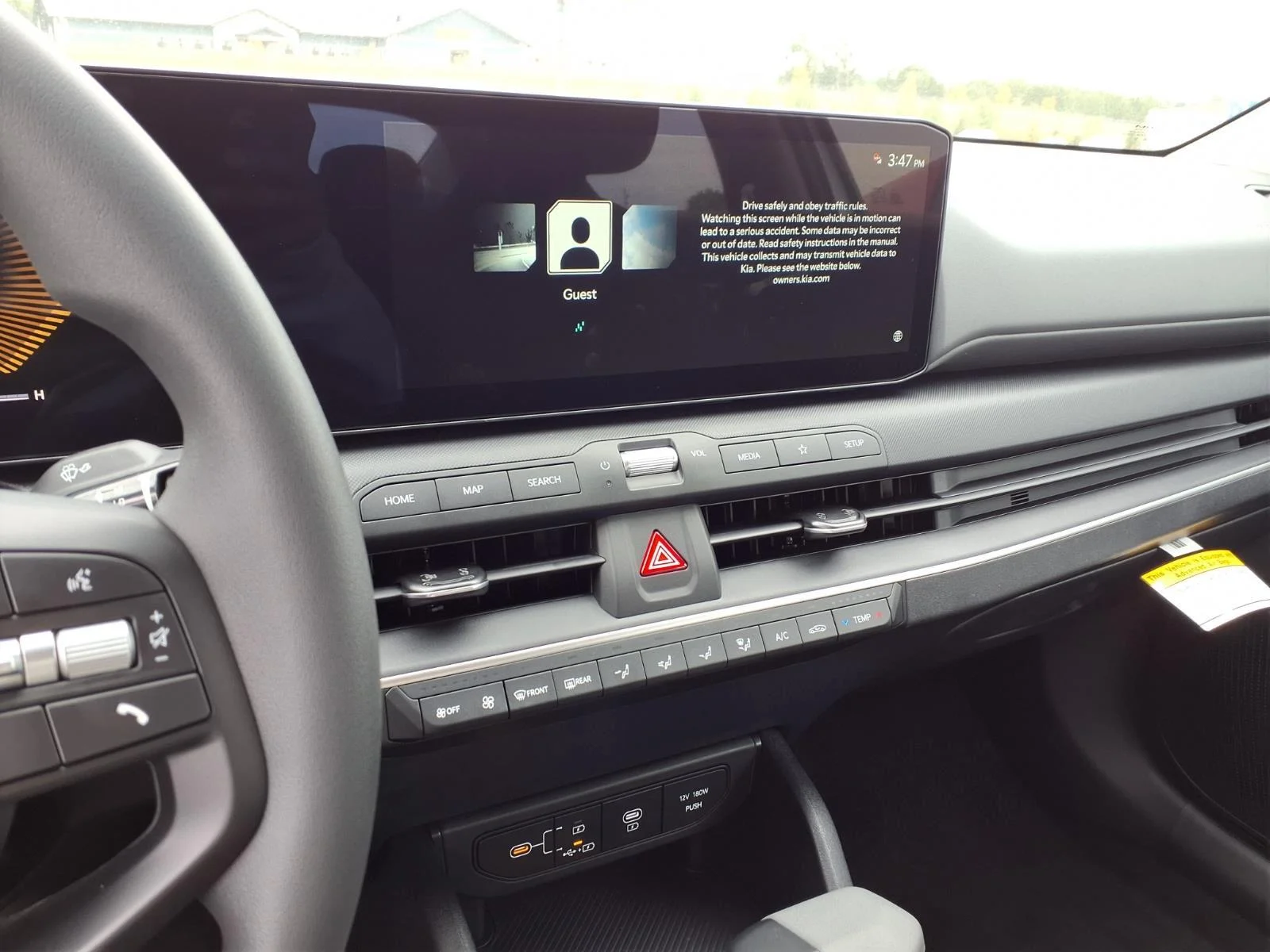 New 2026 Snow White Pearl Kia LXS image 6