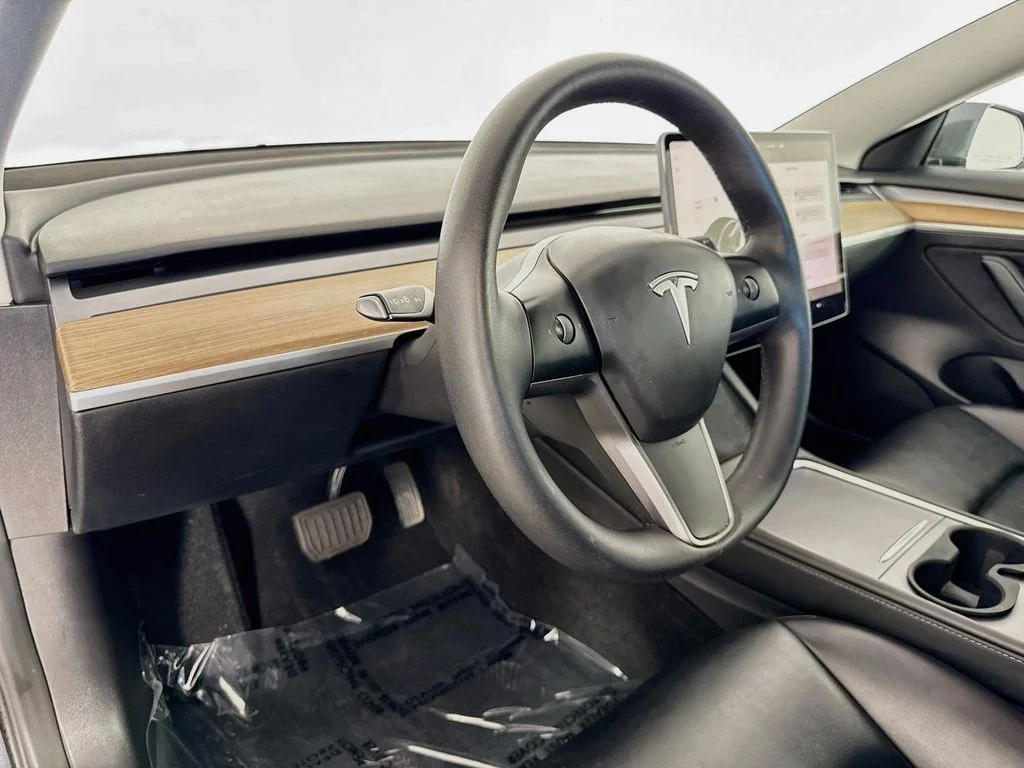 Used 2023 Gray Tesla Base image 9