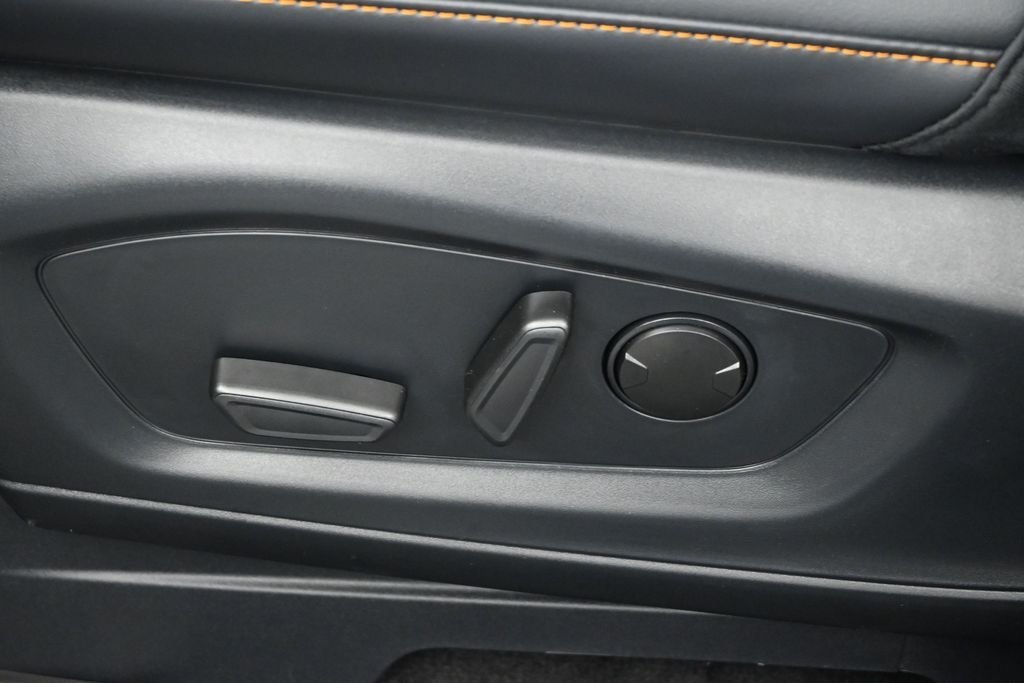 New 2026 Space White Metallic Ford Tremor image 9