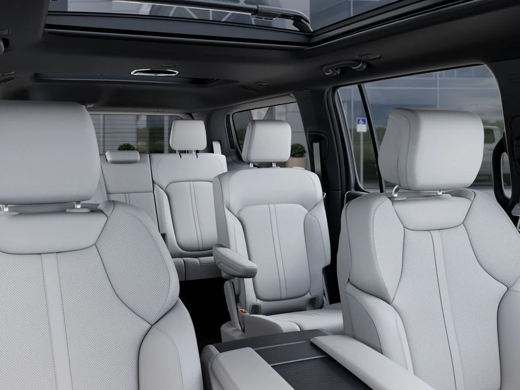 New 2026 Fathom Blue Pearl-Coat Exterior Paint (Late Availability) Jeep  image 26