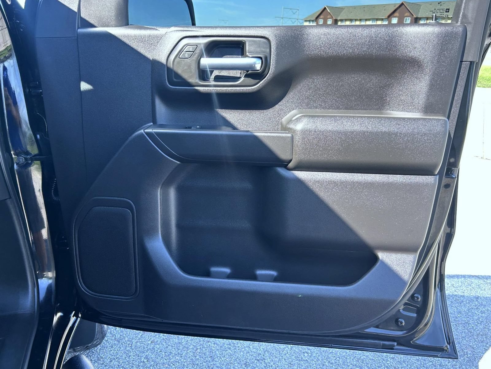 2023 Chevrolet Silverado 1500 Custom - Photo 16