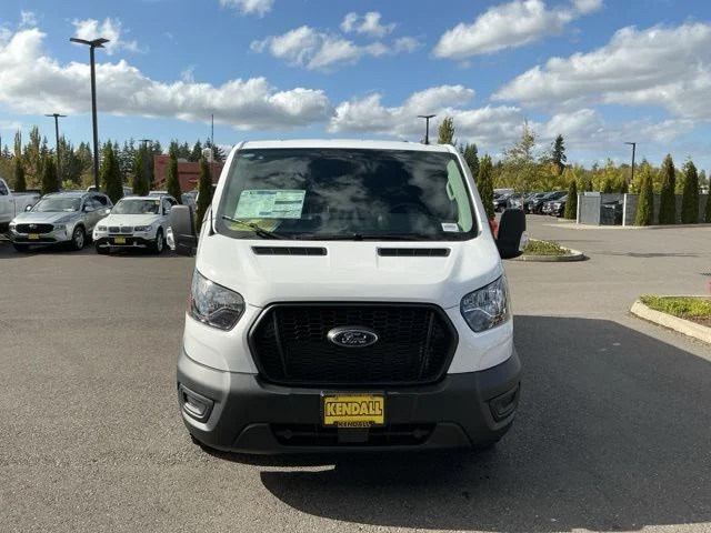 New 2025 Oxford White Ford Base image 2