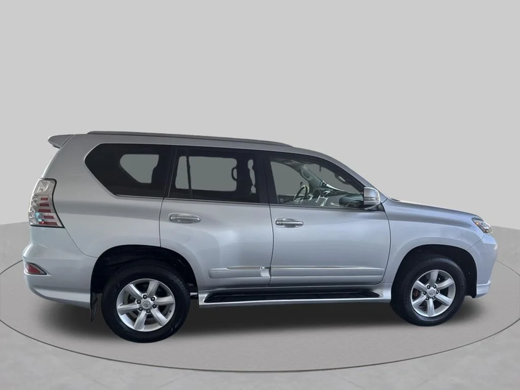 Used 2019 Silver Lexus 460 image 10