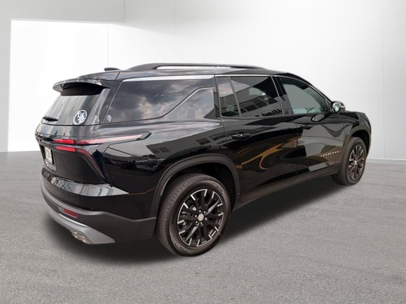 Used 2026 Mosaic Black Metallic Chevrolet AWD LT image 28