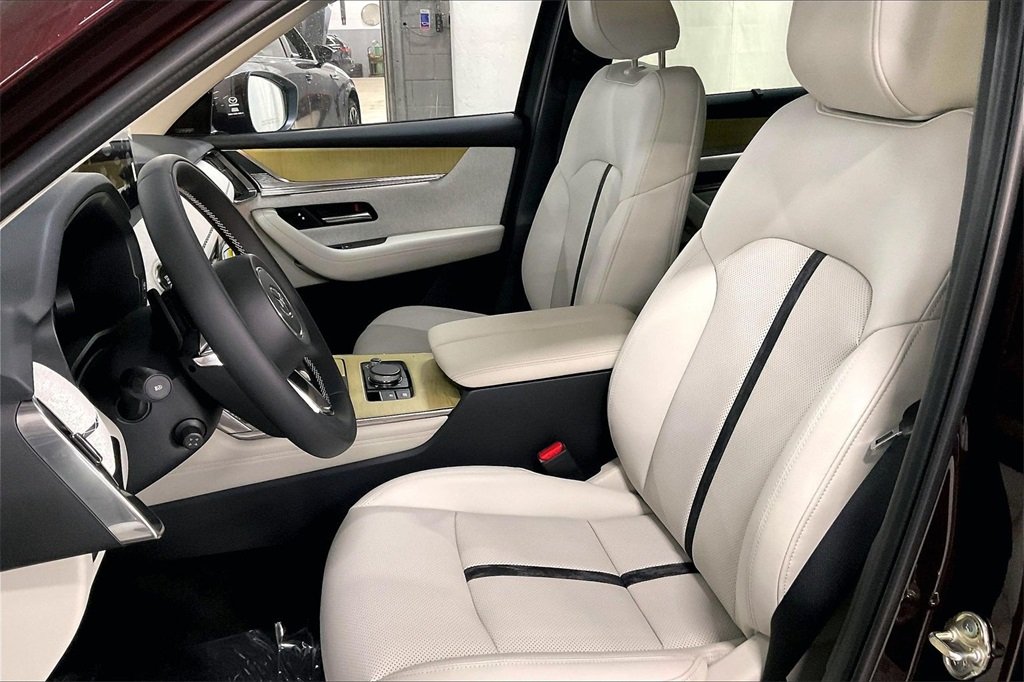 2026 MAZDA CX-90 - Image 8