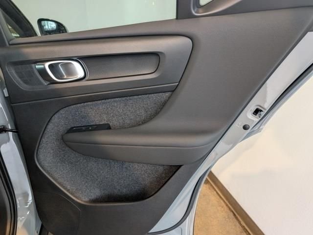 2026 Volvo XC40 Ultra - Photo 26
