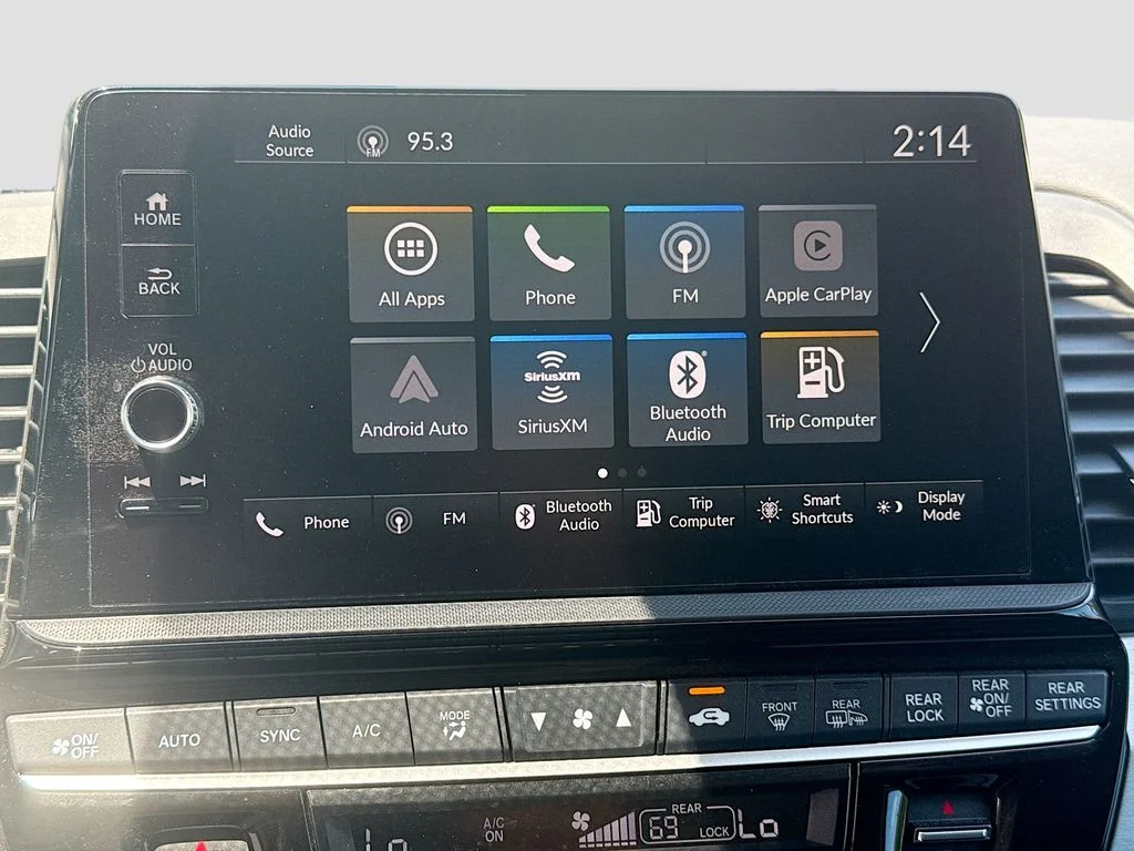 Used 2025  Honda EX-L image 14