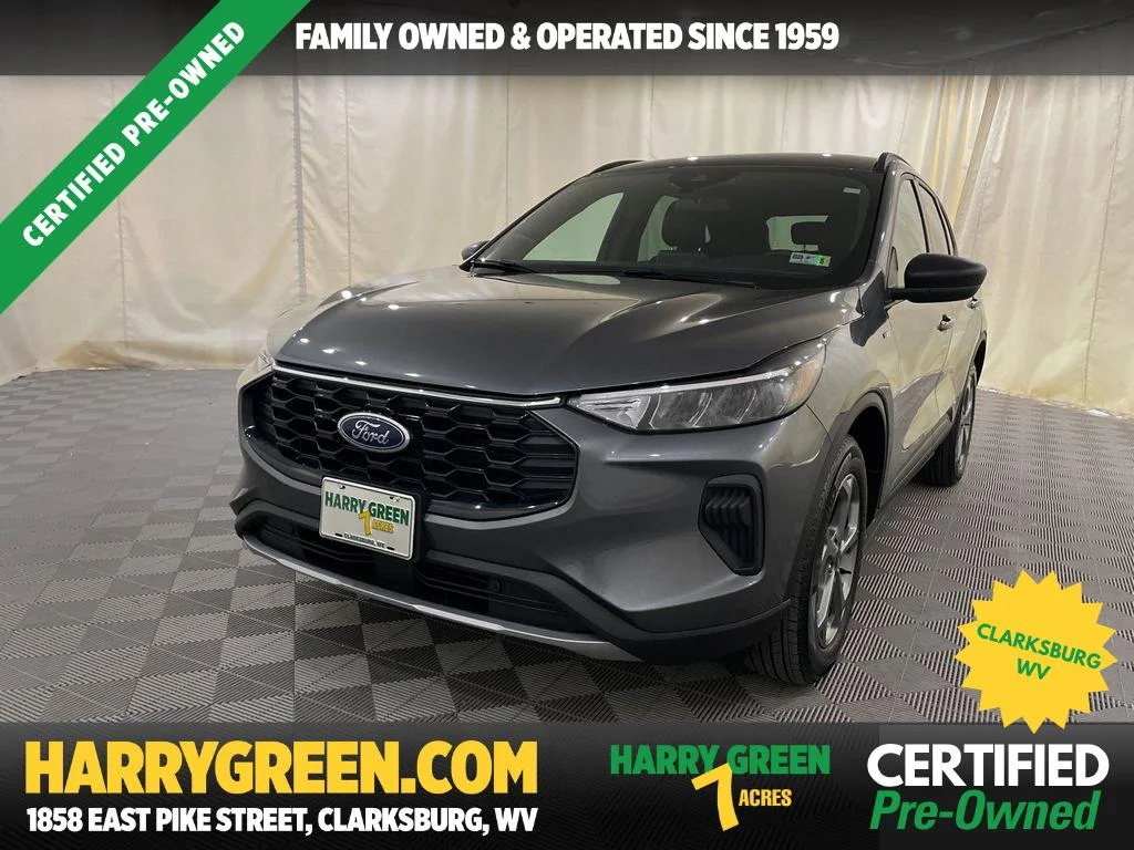 2025 Ford Escape ST-Line AWD's photo