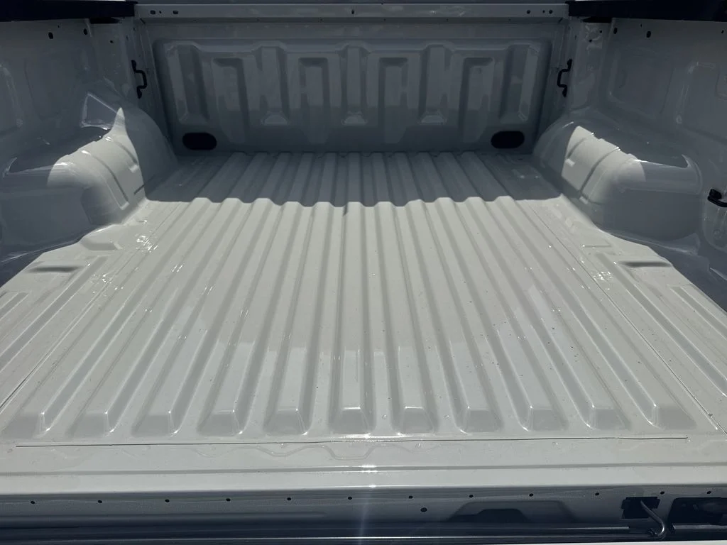 New 2026 White Ford XLT image 18