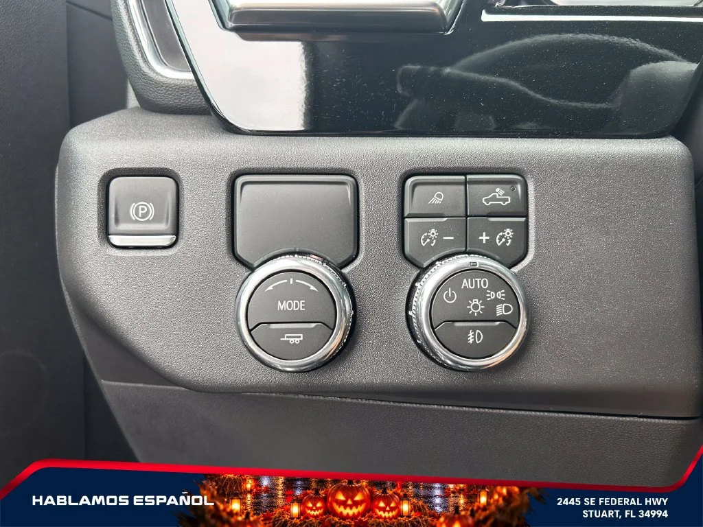 New 2026 Onyx Black GMC Elevation image 17