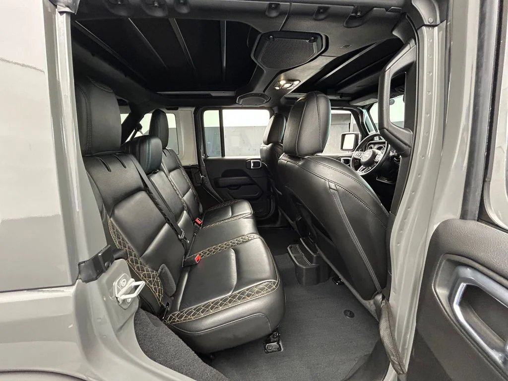 Used 2022 Sting-Gray Clearcoat Jeep Unlimited Sahara High Altitude image 43
