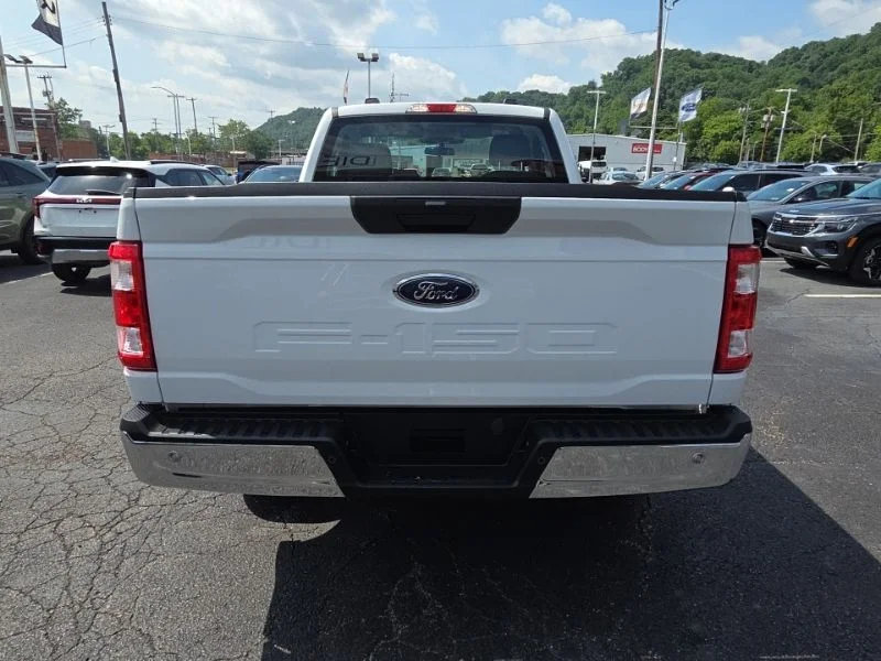 Used 2023 White Ford XL image 6