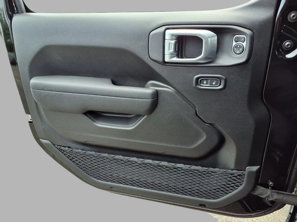 New 2026 Black Clearcoat Jeep Sport S image 19