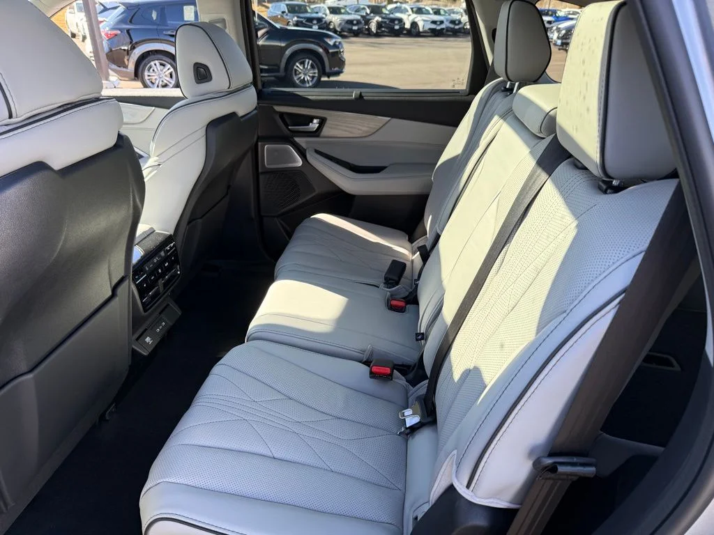 Certified Used 2026 Solar Silver Metallic Acura Advance Package image 16
