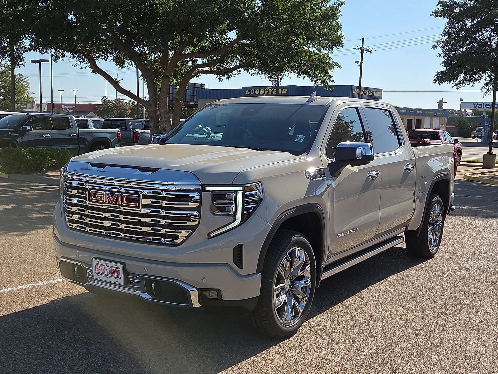 2026 GMC Sierra 4WD Crew Cab Standard Box Denali's photo