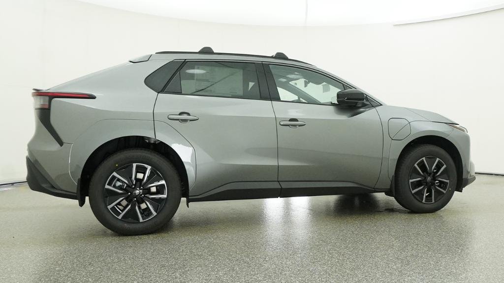 New 2026 Heavy Metal Toyota XLE image 36