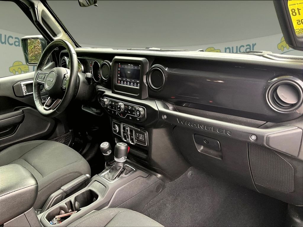 Used 2022 Black Jeep Unlimited Sport Altitude image 14