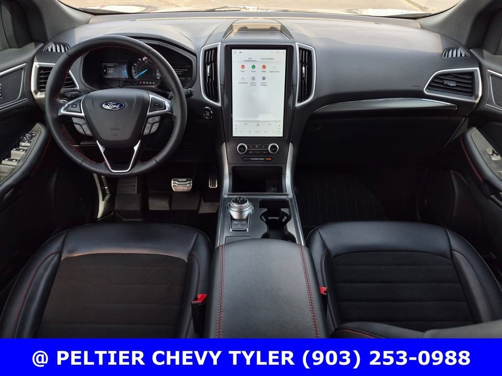 Used 2023  Ford SEL image 34