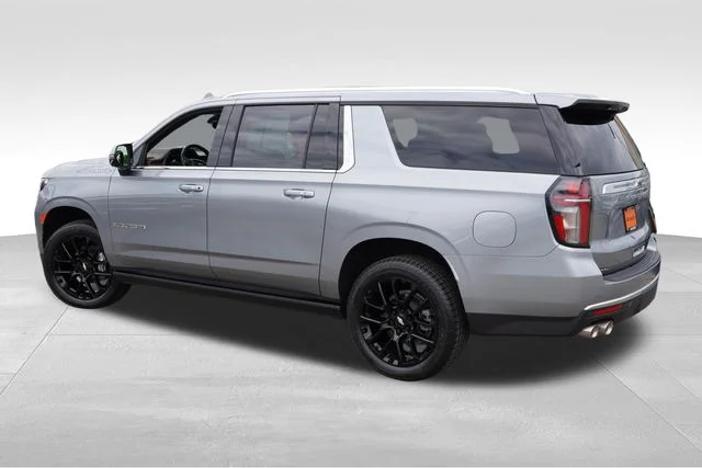Certified Used 2023 Gray Chevrolet High Country image 8