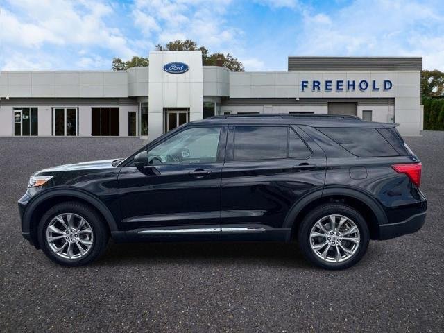 Certified Used 2022 Black Metallic Ford XLT image 63