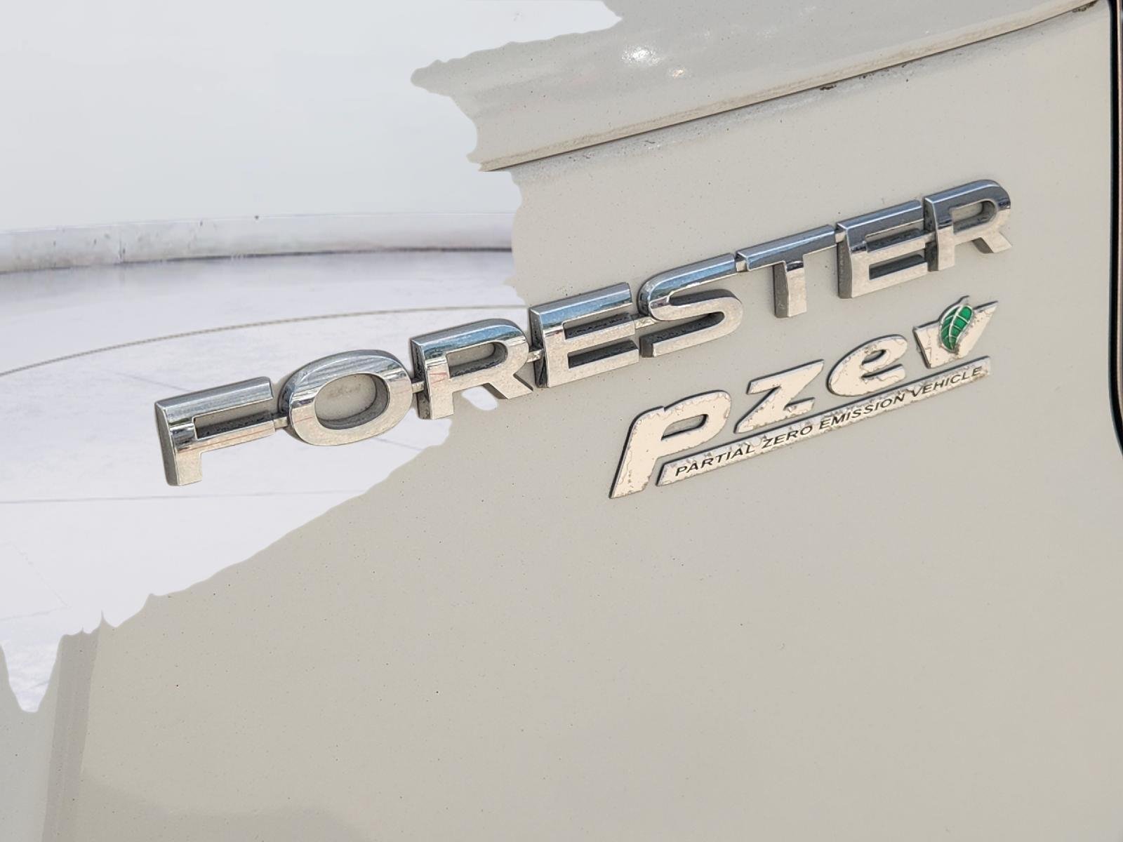 2017 Subaru Forester Limited - Photo 11