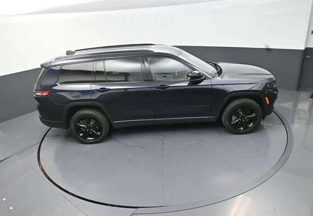 Used 2024 Blue Jeep Limited image 19