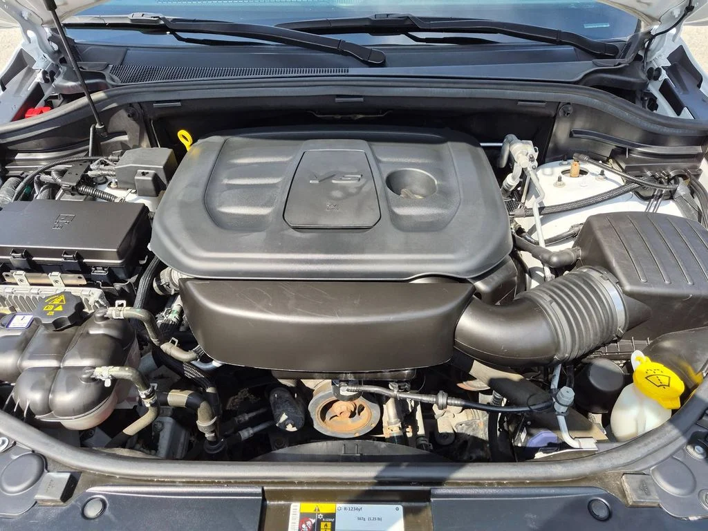 Used 2020 White Jeep High Altitude image 32