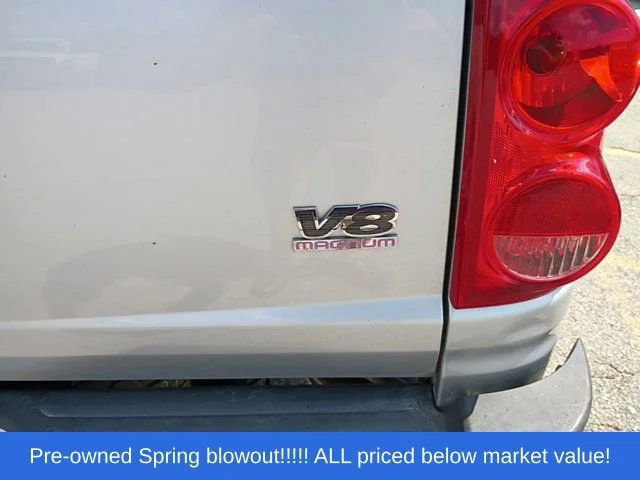 Used 2006 Silver Dodge SLT image 12