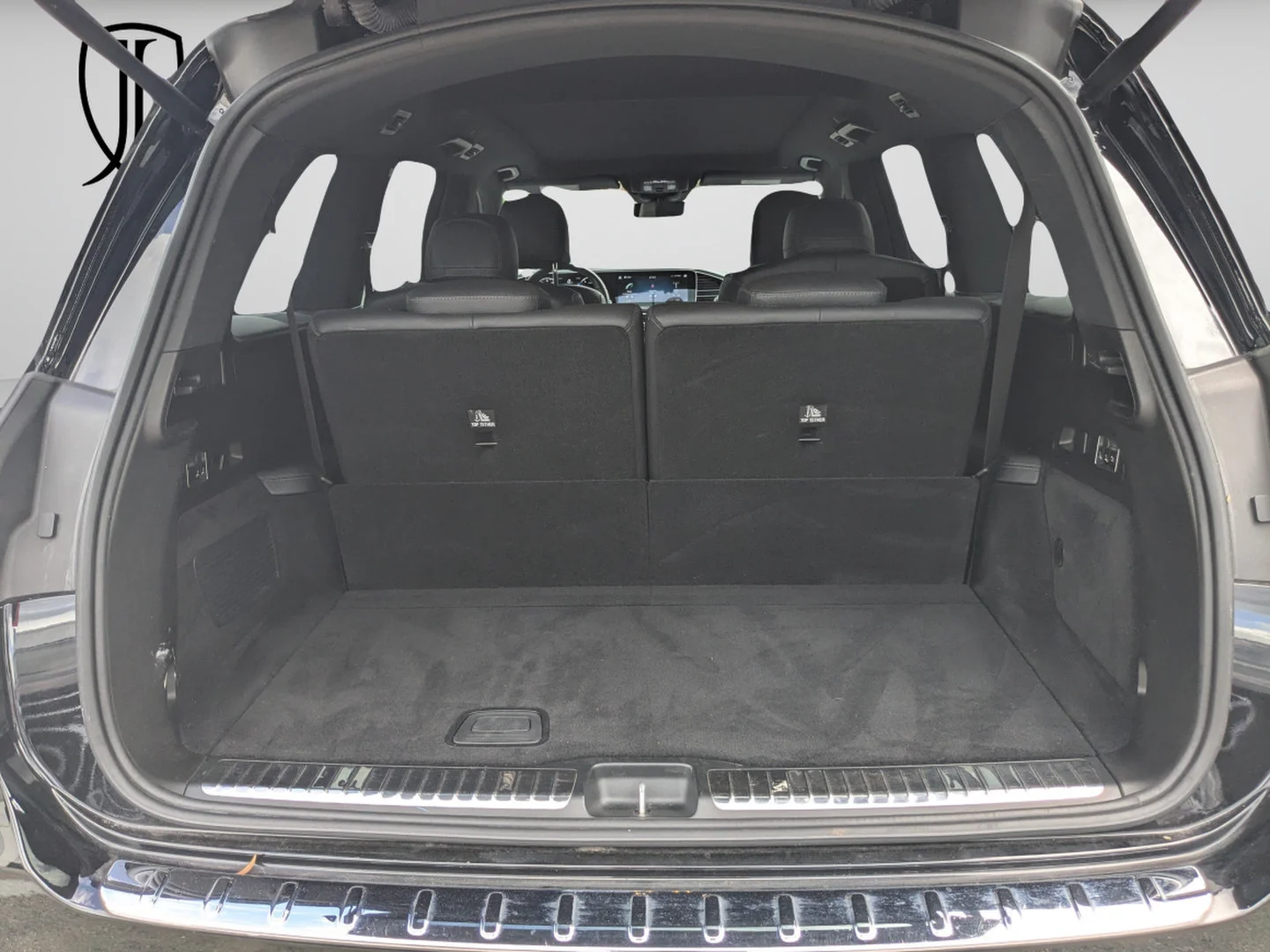 Used 2021 Obsidian Black Metallic Mercedes-Benz GLS 450 image 9