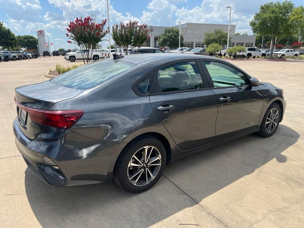 Used 2024 Gray Kia LXS image 12