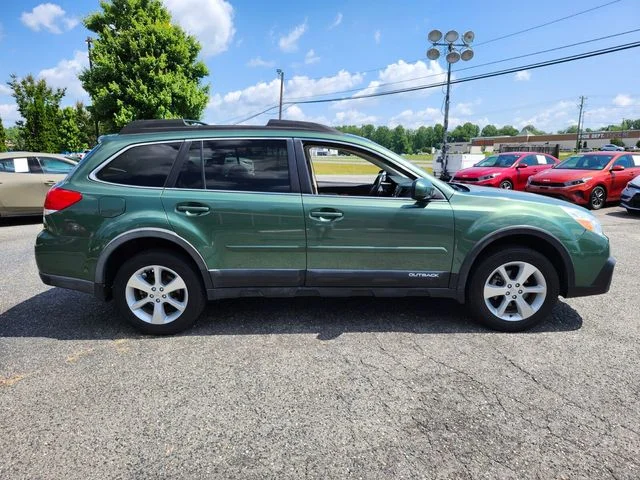 Used 2014 Green Subaru 2.5i image 9
