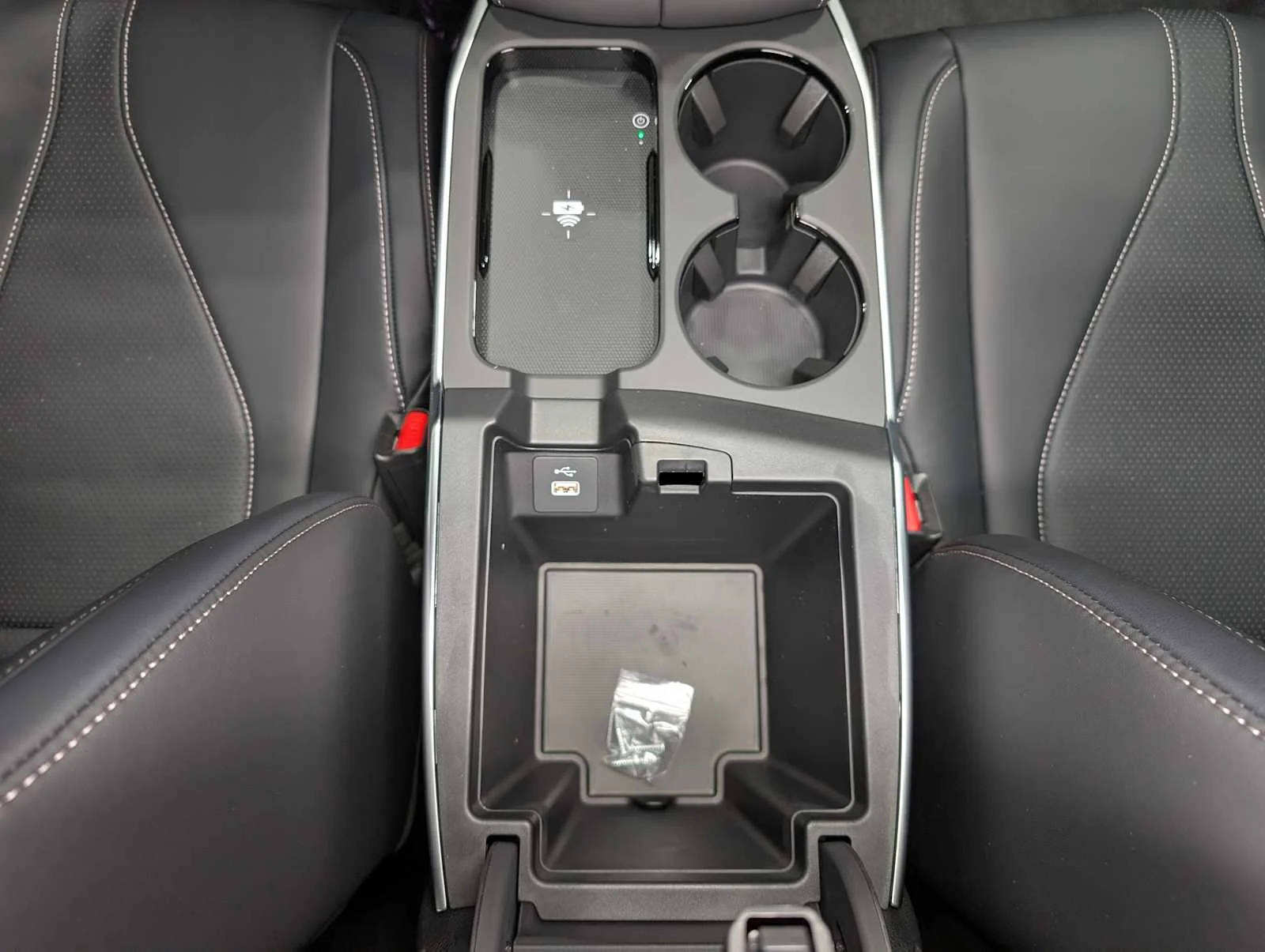 New 2026 Liquid Carbon Metallic Acura w/Technology Package image 19